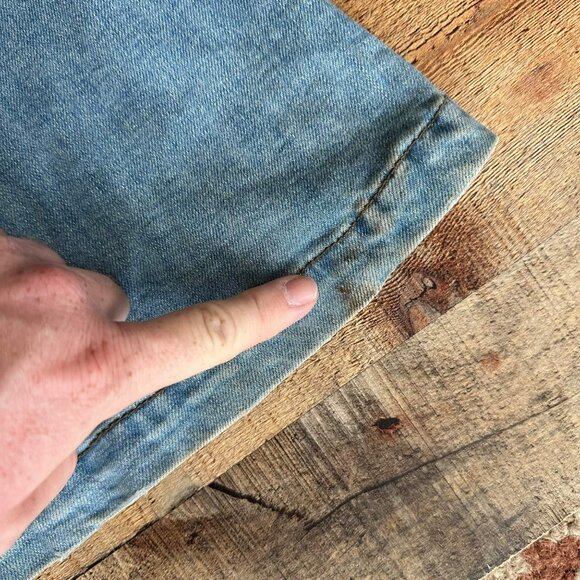Vintage Wrangler Light Wash Denim Bell Bottom Jeans Womens Flared High Waist 27 - Picture 3 of 12